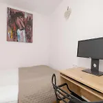 Piastow Comfy With Balcony & Office In By Renters * קטוביץ