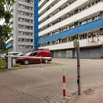 Piastow Comfy With Balcony & Office In By Renters דירה *