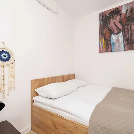 Piastow Comfy With Balcony & Office In By Renters Appartement Katowice