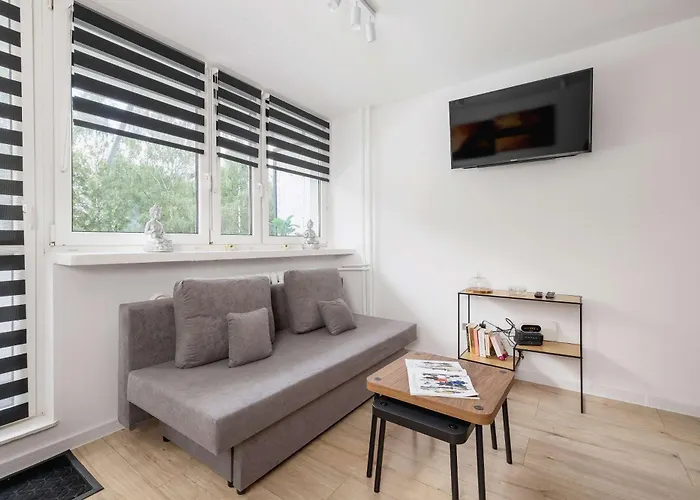 Apartament Piastow Comfy With Balcony & Office In By Renters *