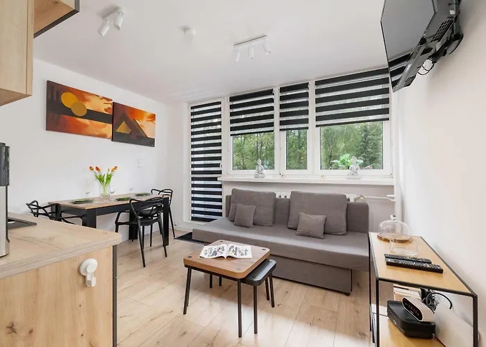 Apartament Piastow Comfy With Balcony & Office In By Renters *