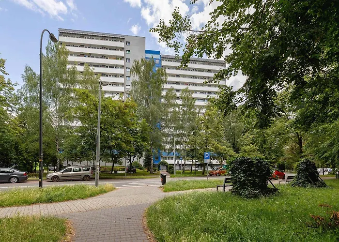 Piastow Comfy With Balcony & Office In By Renters Apartament